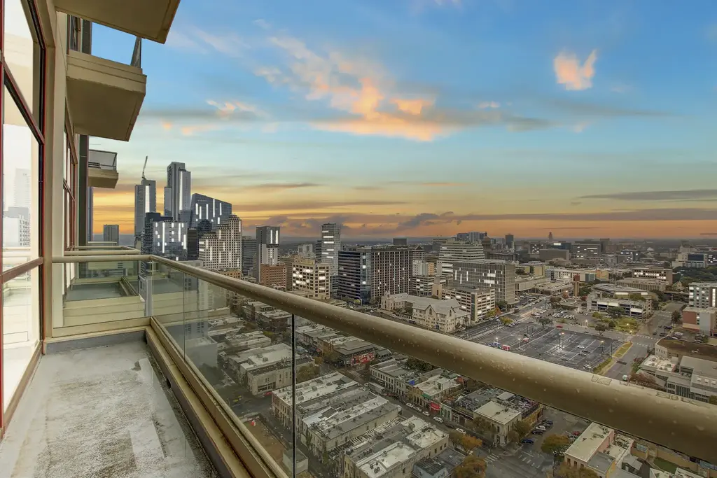 555 E 5th Street 2809, Austin