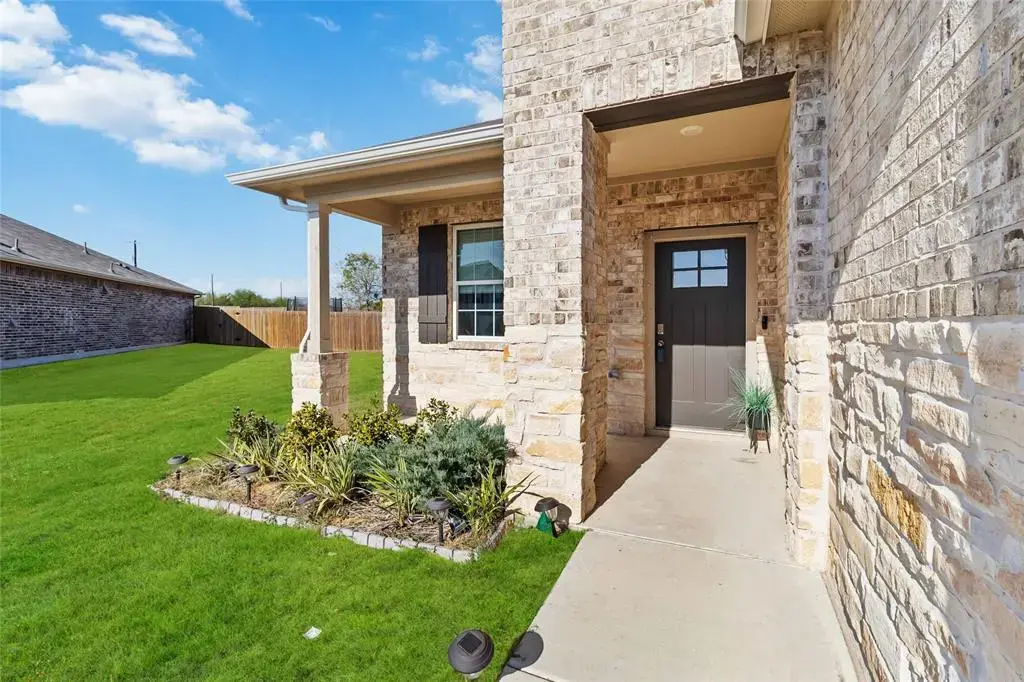 226 Coralbean Drive, Kyle