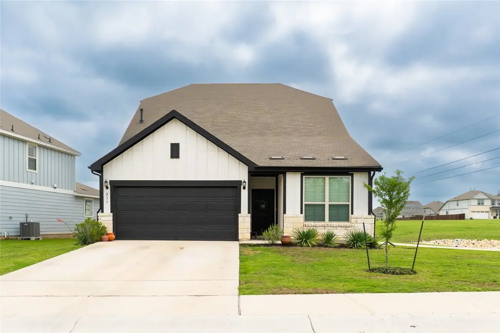 237 Sand Lily Lane, Georgetown