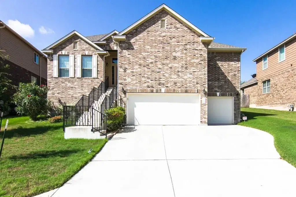 212 Rock Vista Run, Austin