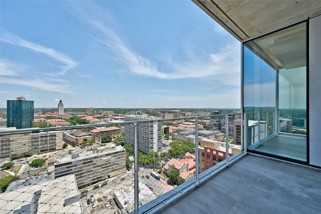 313 W 17th Street 2101, Austin