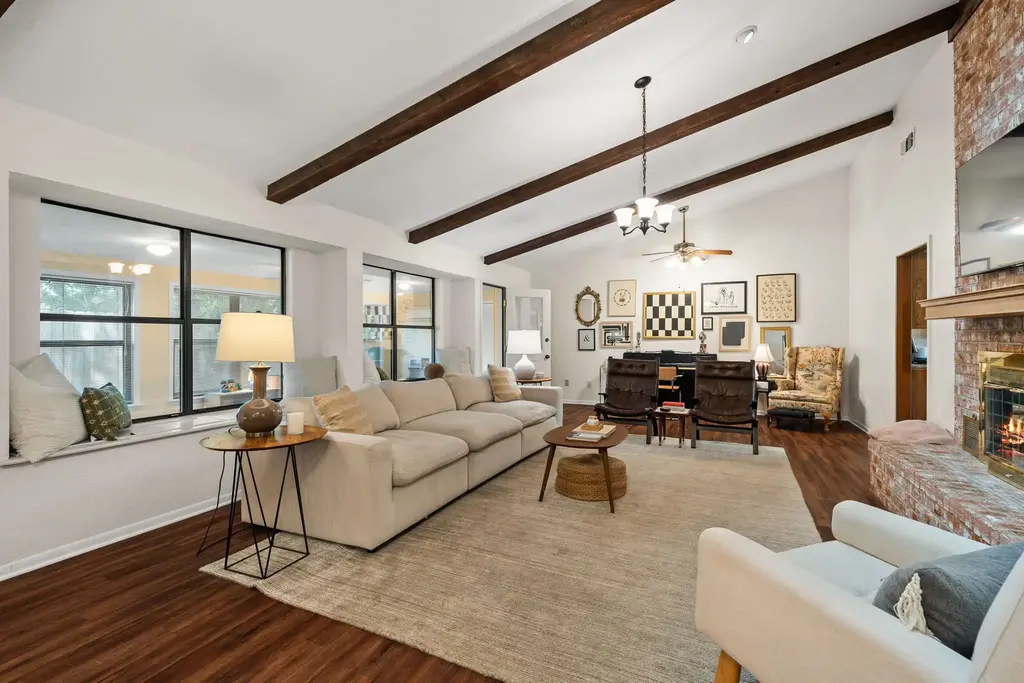 301 Tallwood Drive, Georgetown