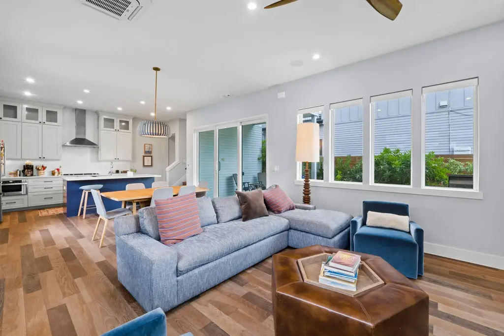 1201 W 39th 1/2 Street B, Austin