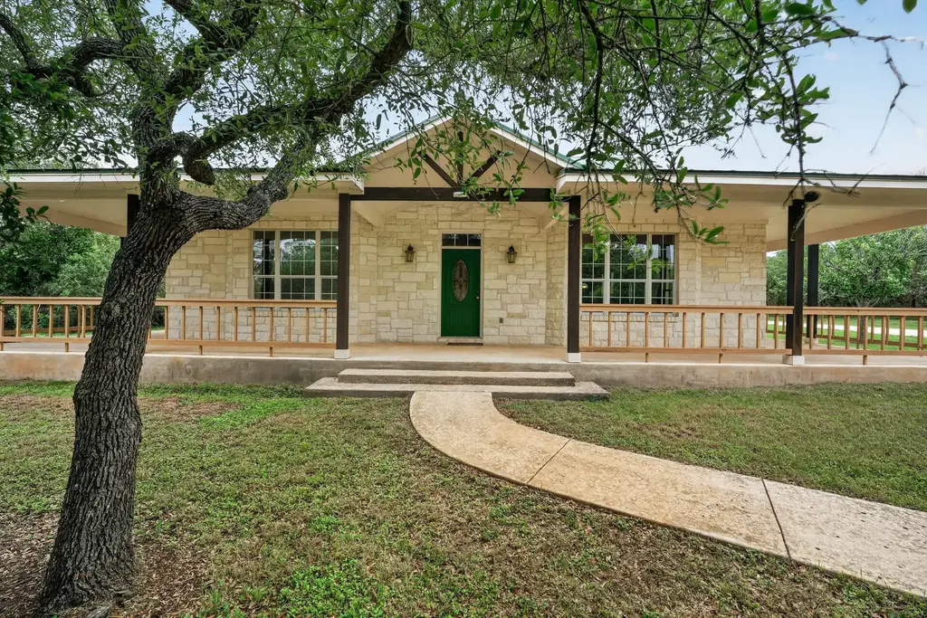 400 Barton Creek Drive, Dripping Springs