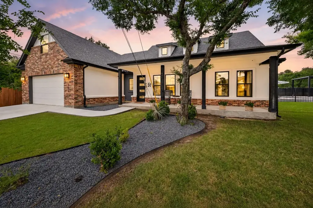 304 Robinhood Lane, Granite Shoals