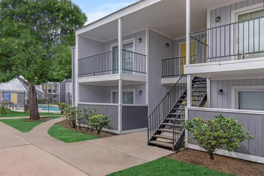 10402 Sandpiper Drive 11-156, Houston