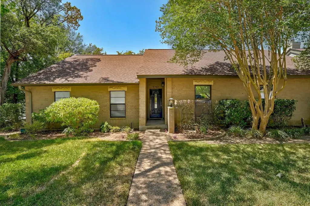 5703 Eagle Cliffs, Austin