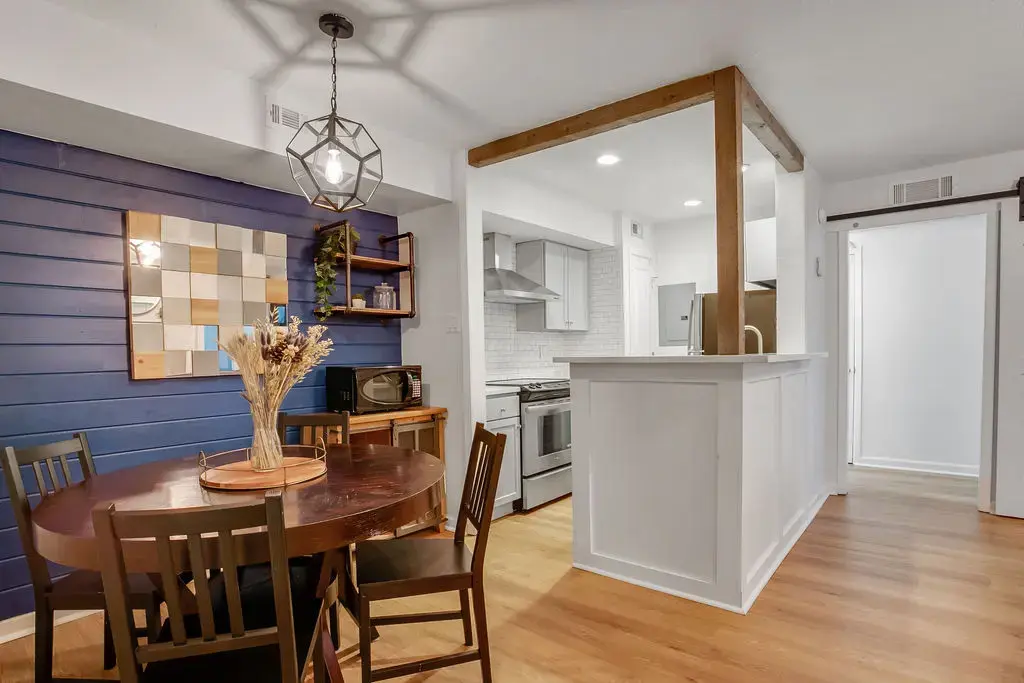 3204 Menchaca Road 103, Austin