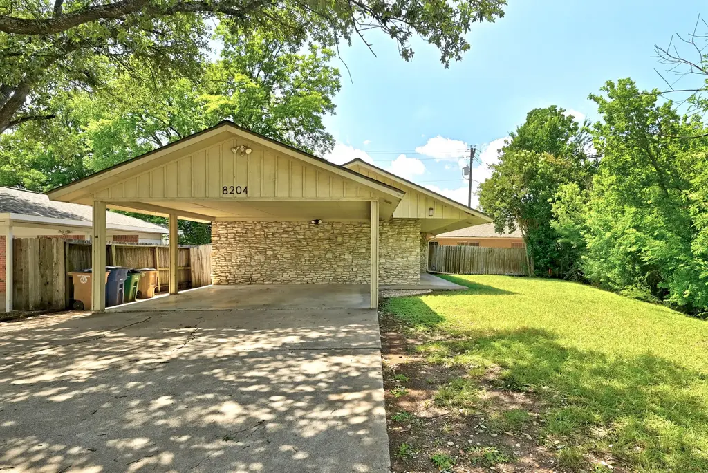 8204 Exmoor Drive, Austin
