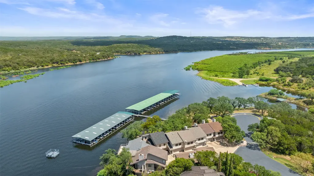 508 Harbor Drive 5, Spicewood