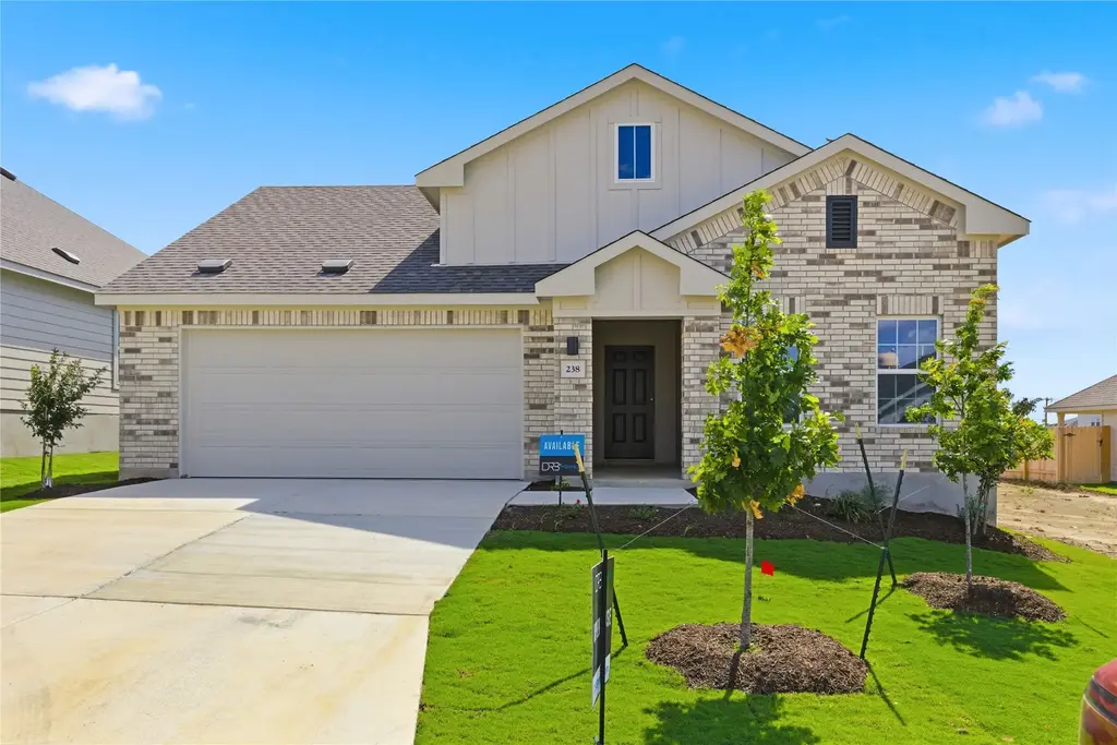 238 Seattle Slew Drive, Jarrell