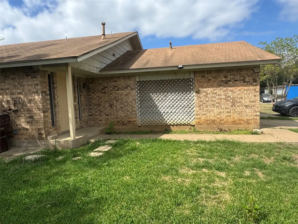 705 Misty Morning Way A, Round Rock
