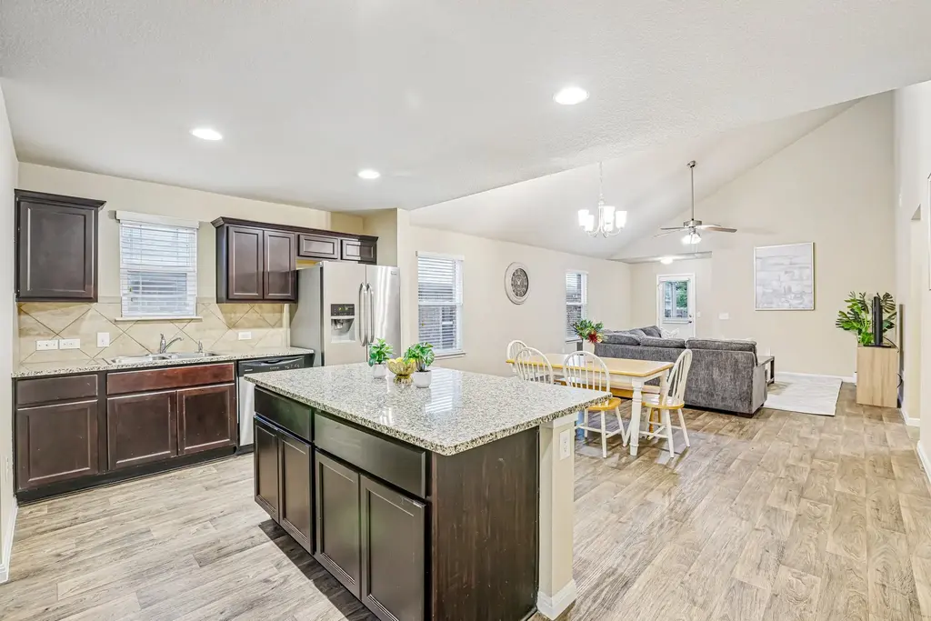 10604 Menominee Falls Lane, Austin
