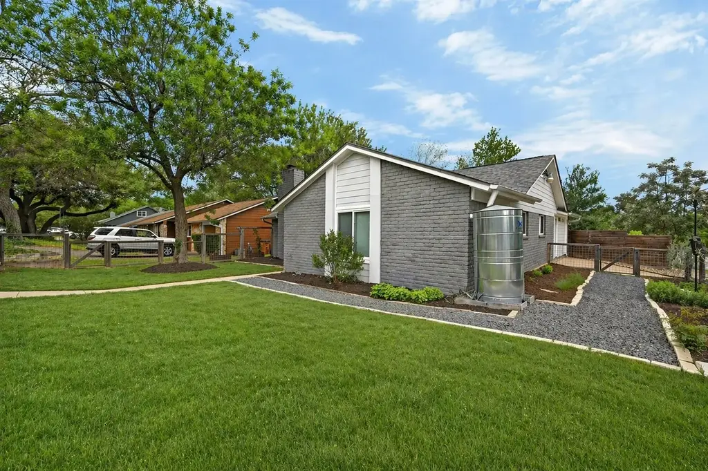 6606 Woodhue Drive, Austin