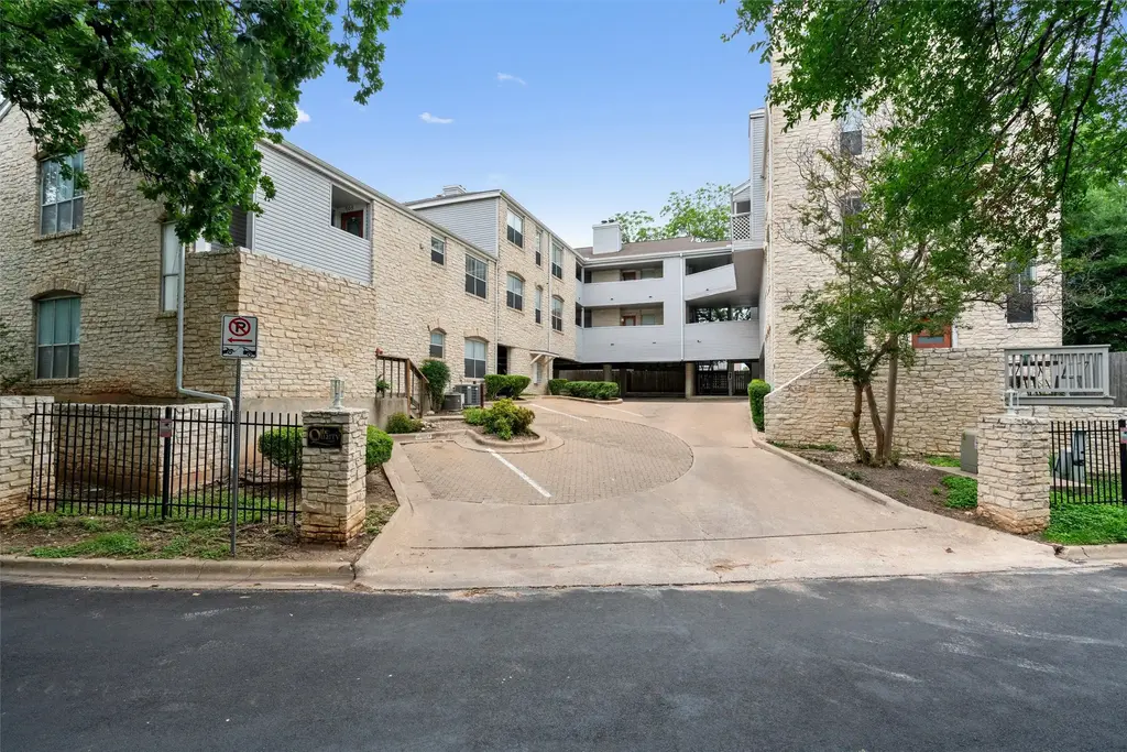 2520 Quarry Road 306, Austin
