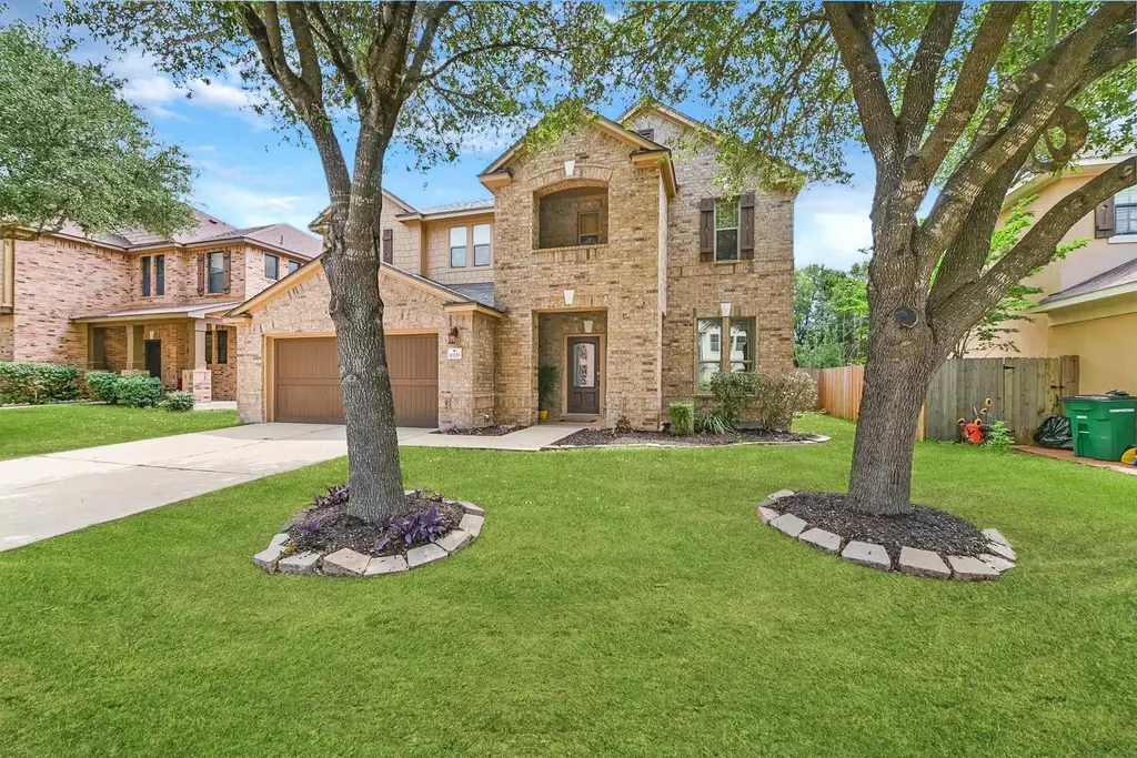 10229 English Oak Drive, Austin