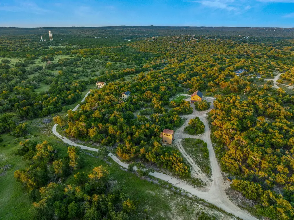 5460-a Fm 2325, Wimberley