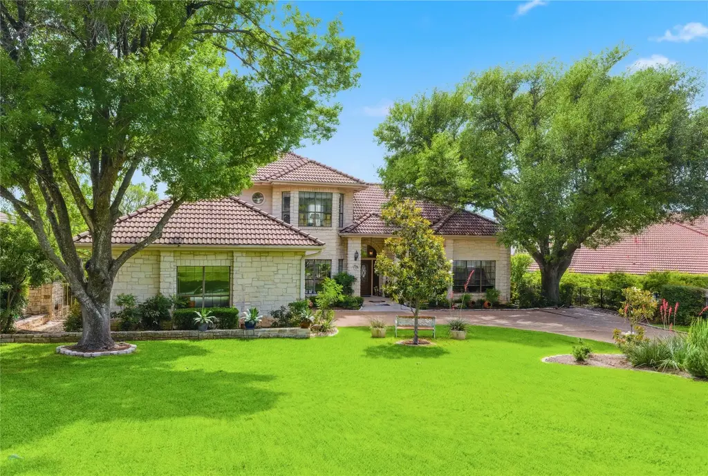 34 Wingreen Loop, The Hills