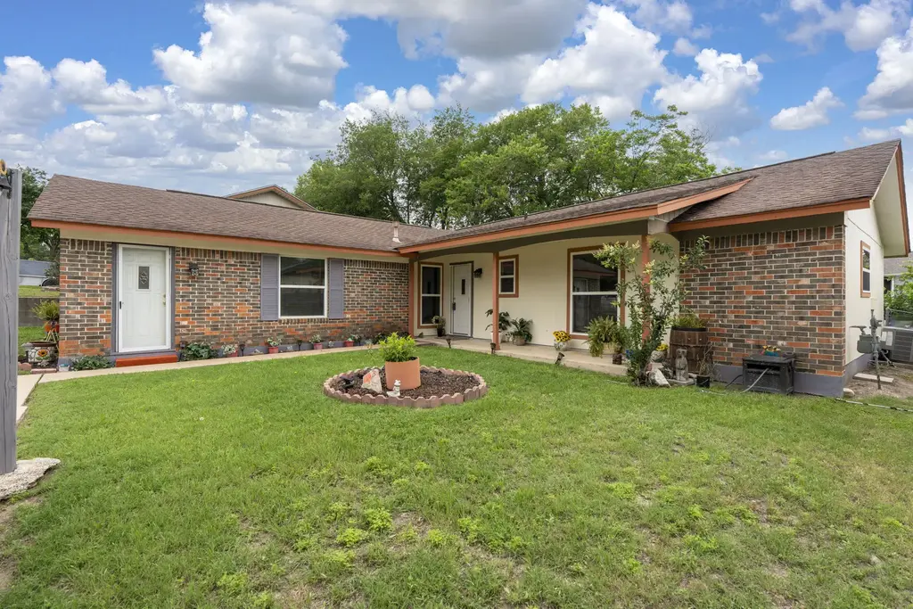 716 Buckingham Place, Austin