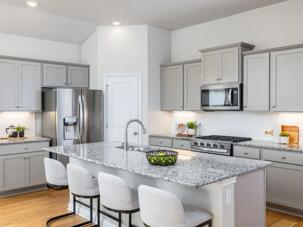 8204 Silhouette Street, Austin