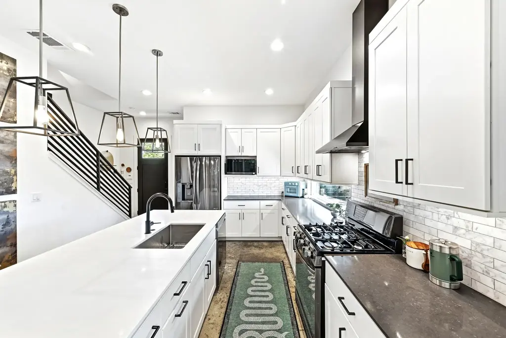 6202 Hickman Avenue A, Austin