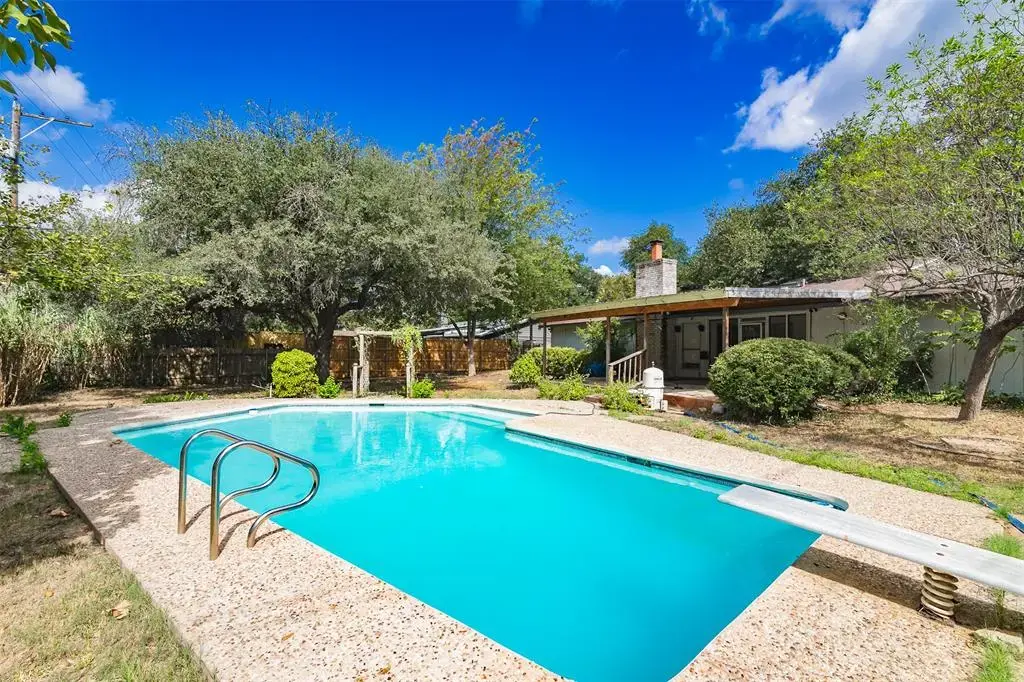 2307 Monarch Drive, Austin