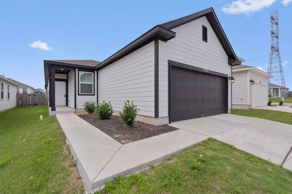 10613 Ridan Way, Buda
