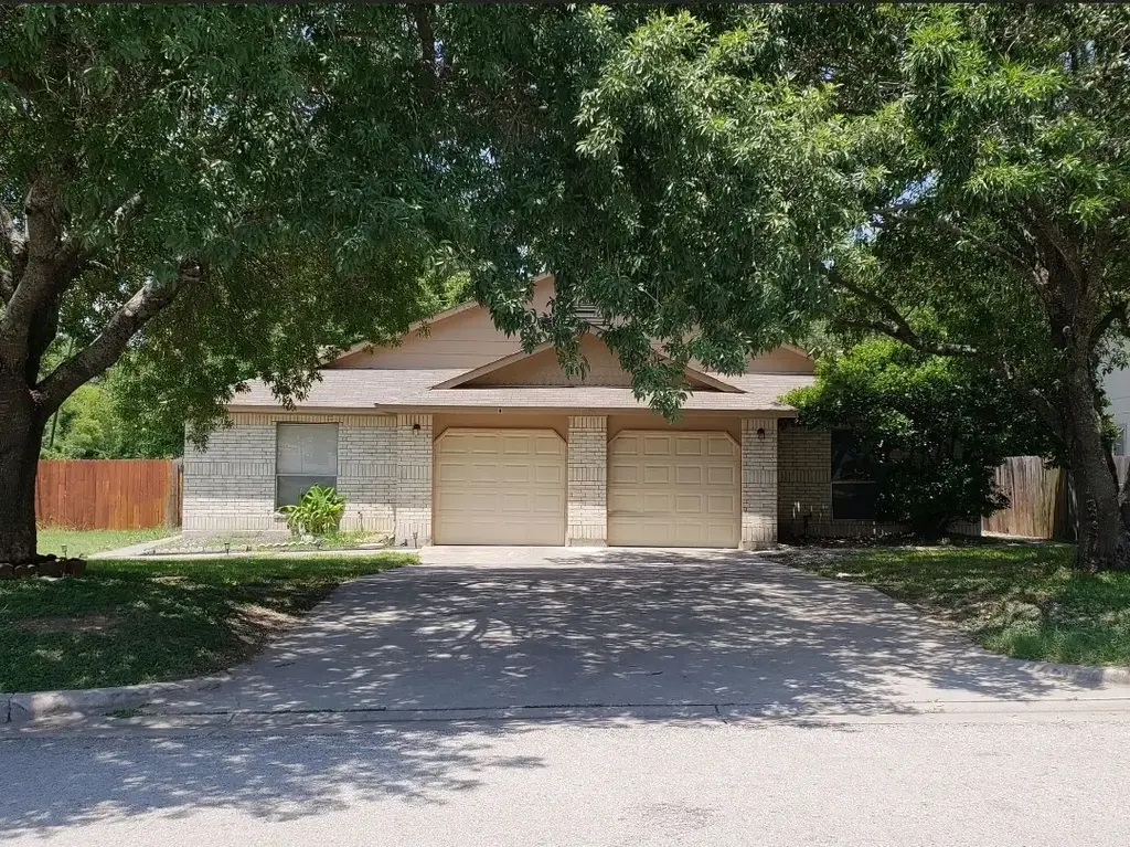 1306 York Castle Drive B, Pflugerville