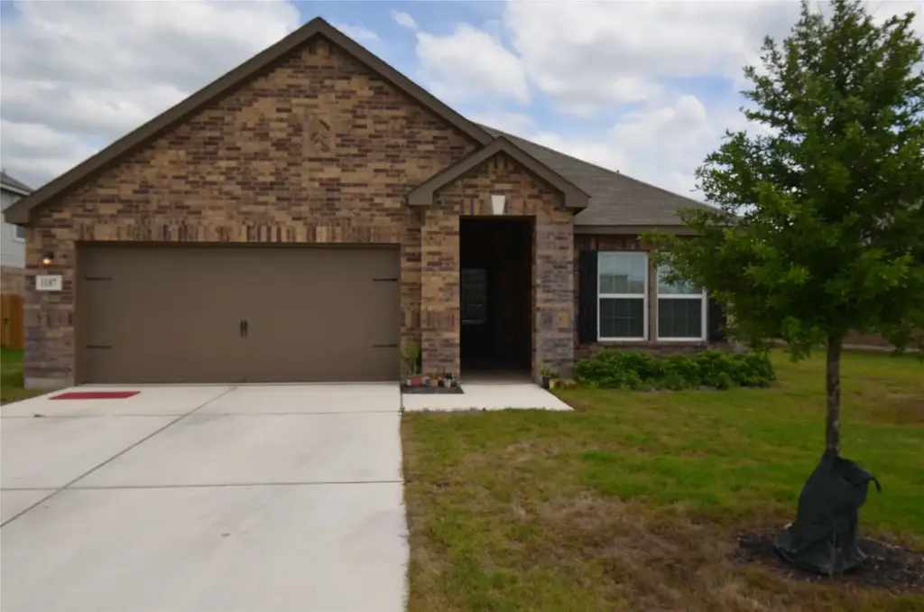 1187 Amy Drive, Kyle