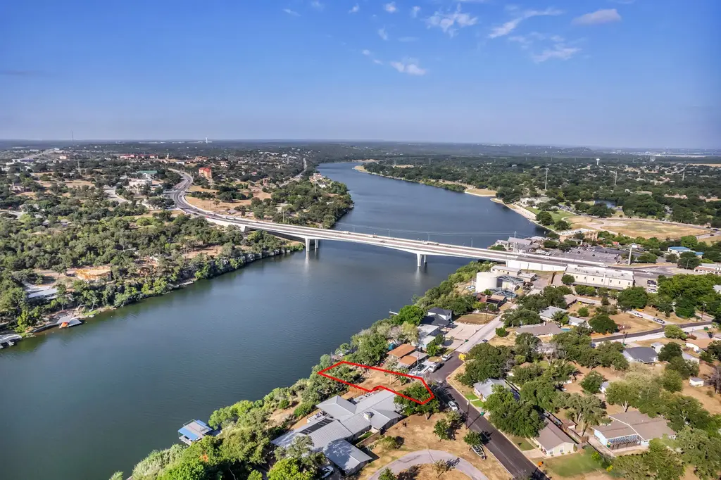 2800 Circle Drive, Marble Falls