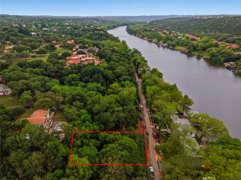 2803 Edgewater Drive, Austin