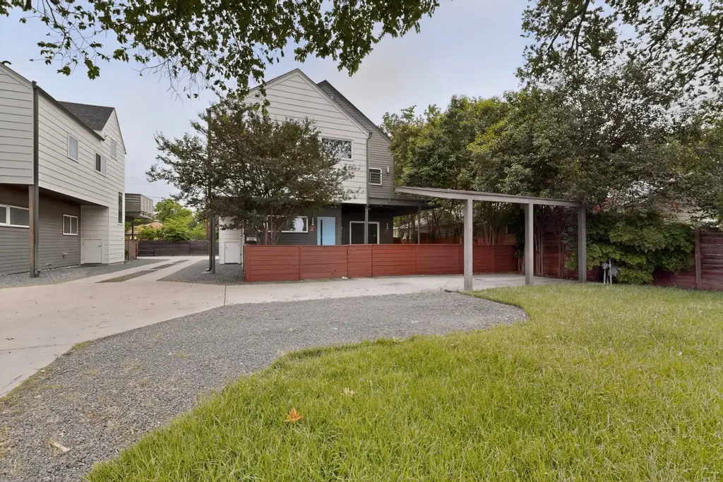 400 W 51 Street A, Austin