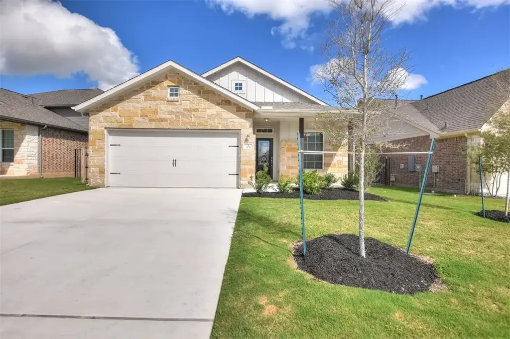 704 Bonnet Boulevard, Georgetown