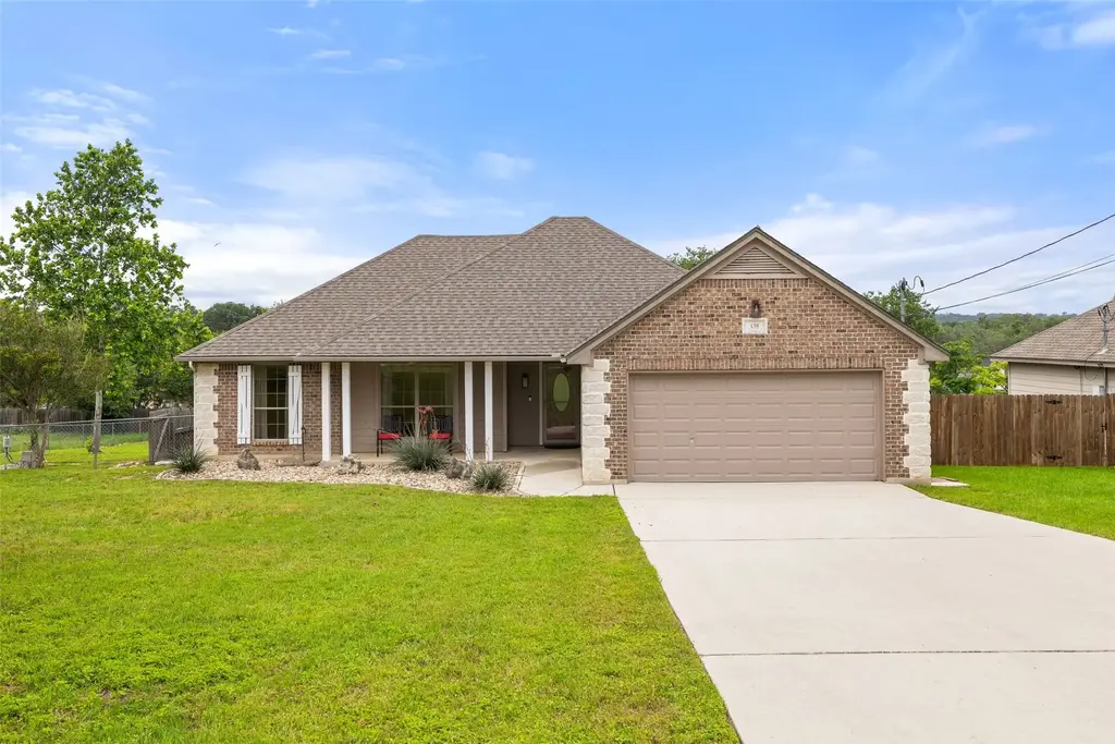 135 Barton Road, San Marcos