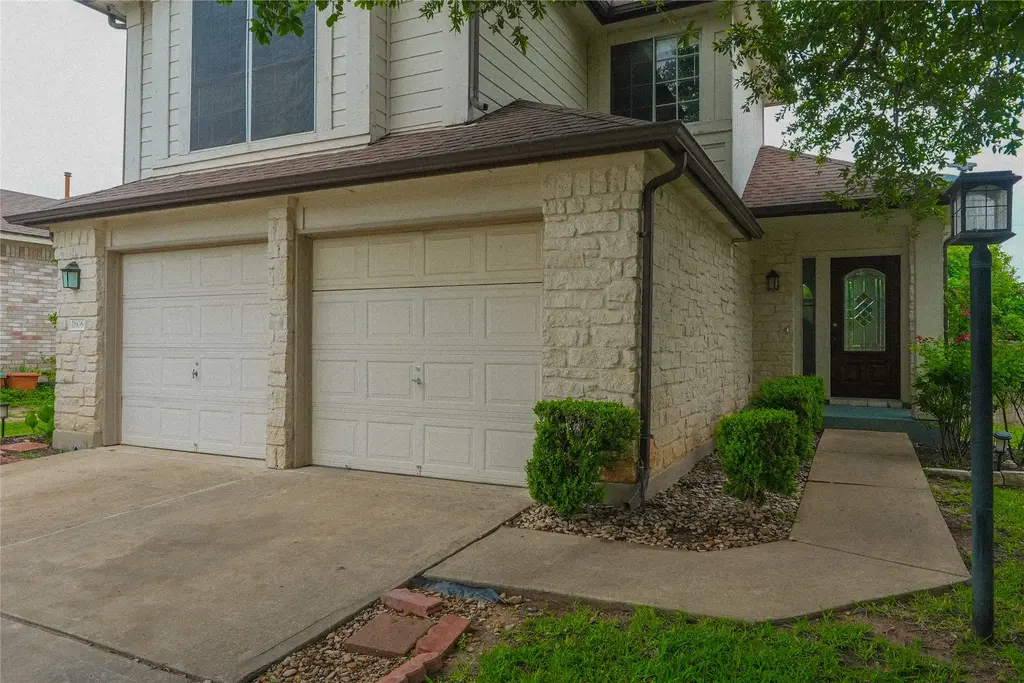 1806 Chinati Mountain Trail, Round Rock