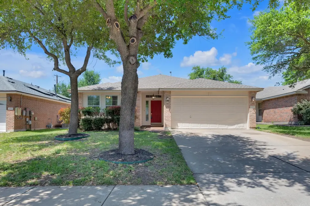 3755 Castle Rock Drive, Round Rock