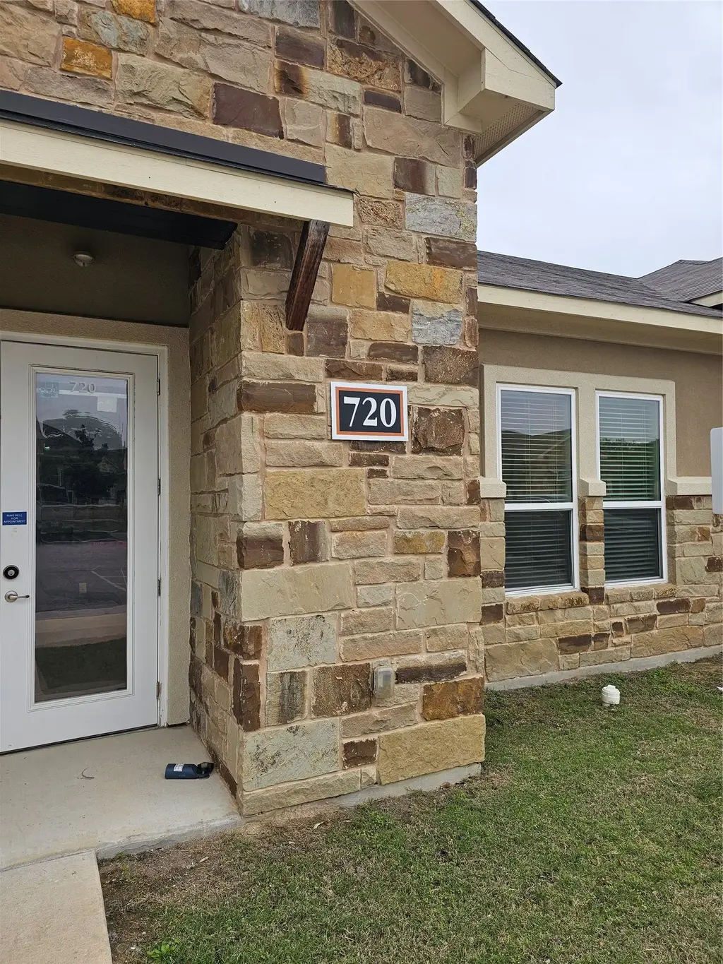 1000 Gattis School Road 720, Round Rock