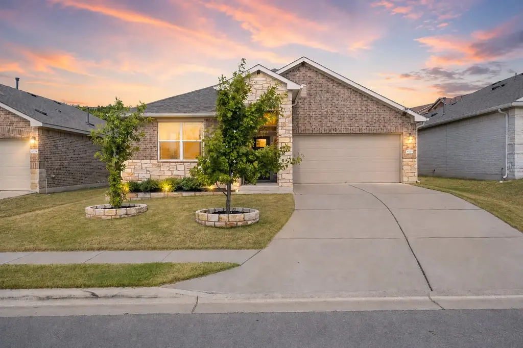 9200 Alex Lane, Austin