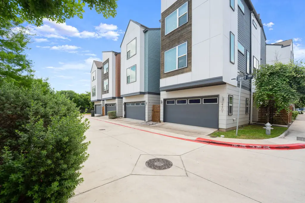 4403 Swift Path, Austin