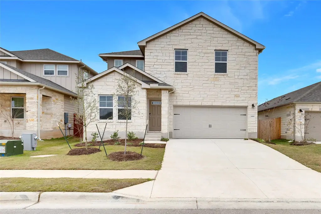 6501 Dragride Road, Buda