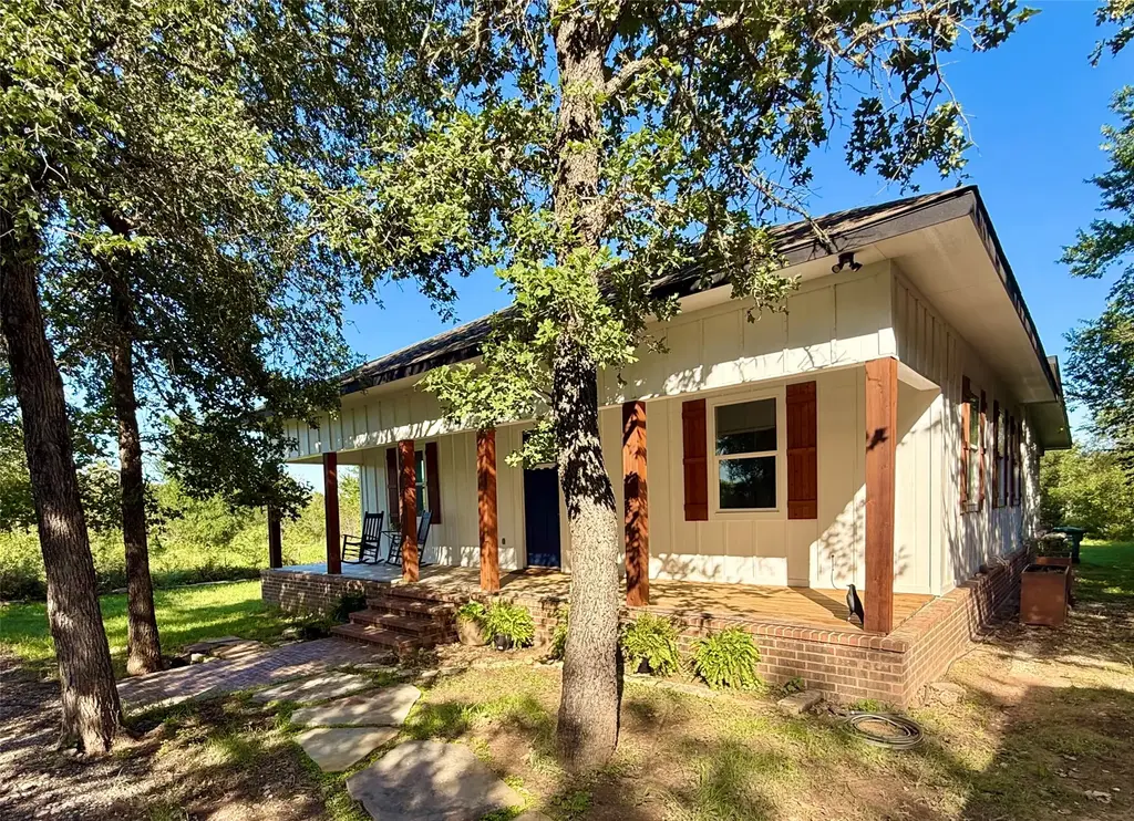 739 Pleasant Grove Road, Elgin