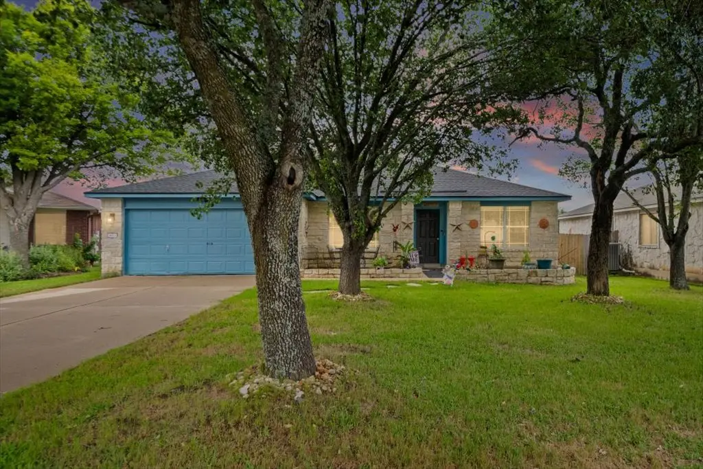 Photo of Listing #3342775