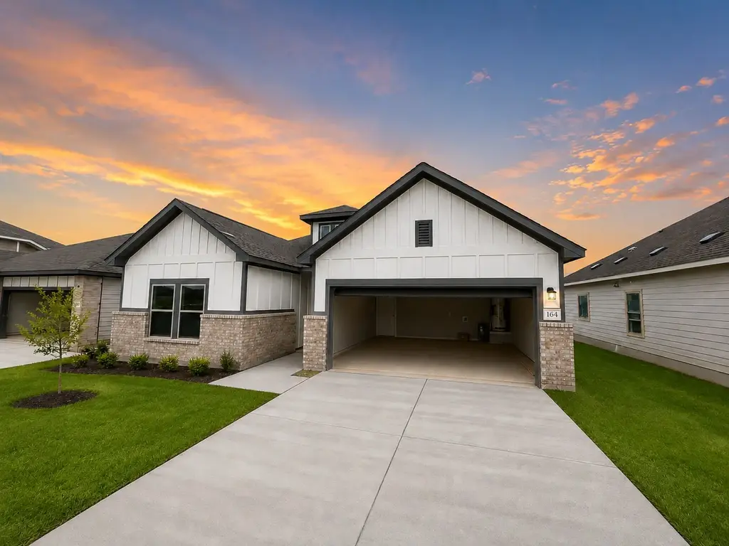 164 Wind Hill, Jarrell