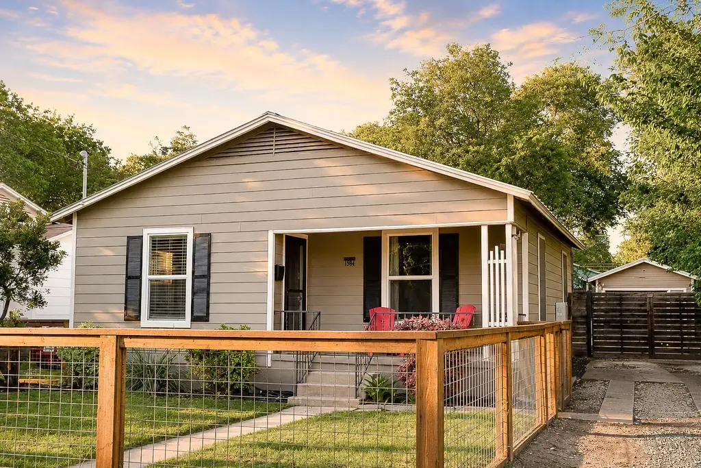 1504 Ullrich Avenue, Austin