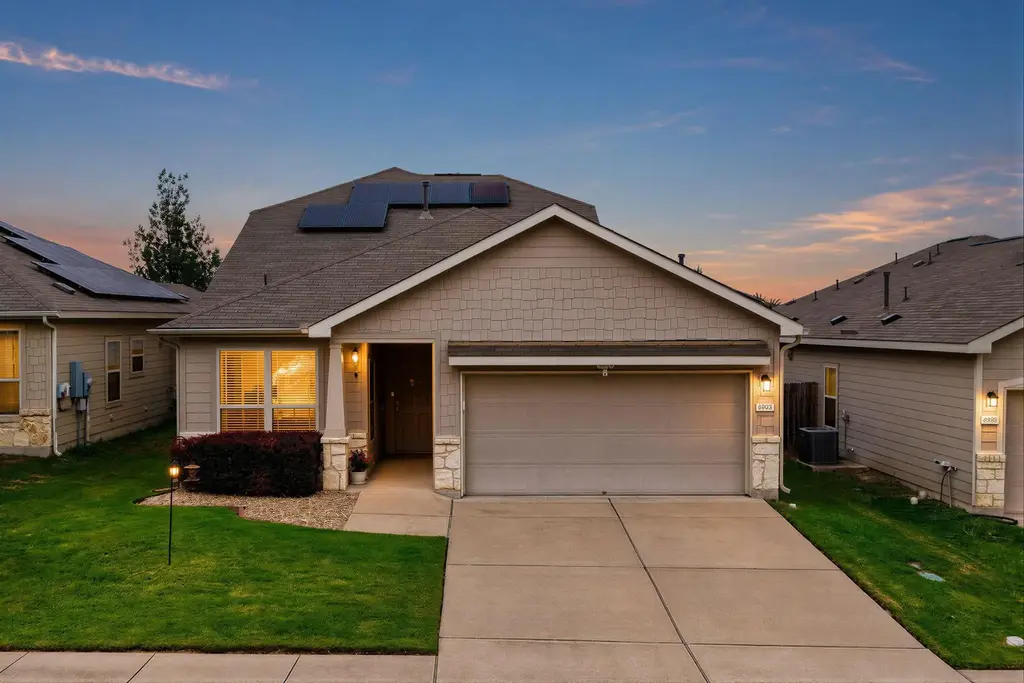 6905 Vail Ridge Street, Austin