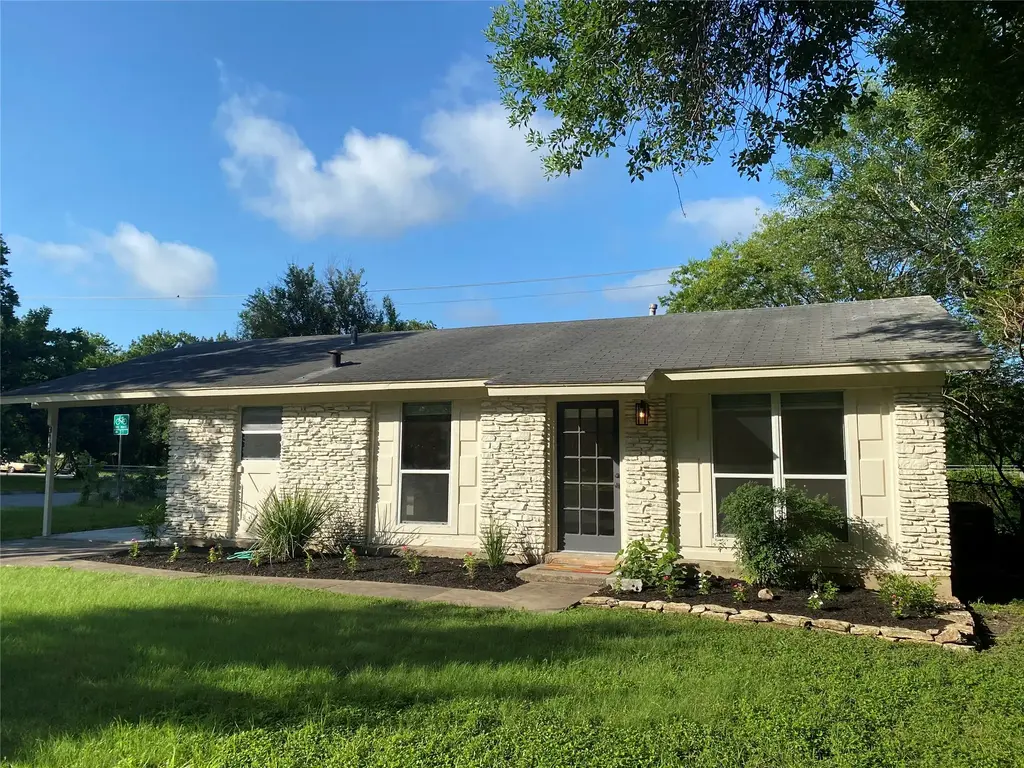 3104 Birdwood Circle, Austin