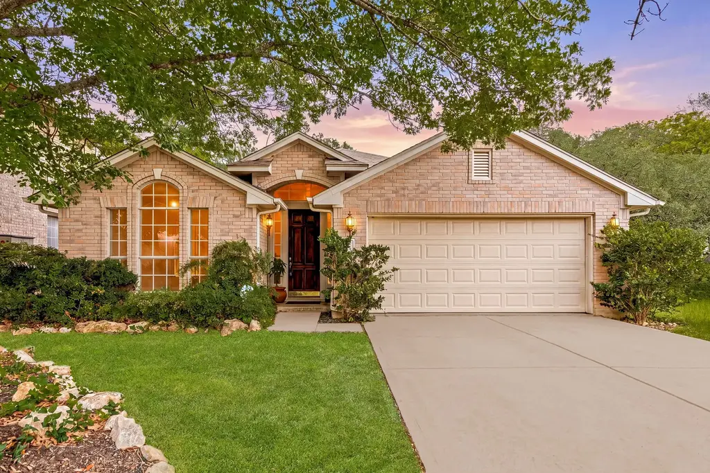 2704 Winding Brook Drive, Austin