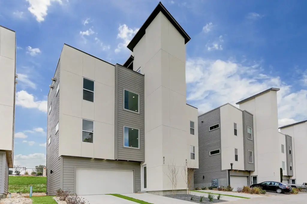 4300 Mansfield Dam Court 821, Austin