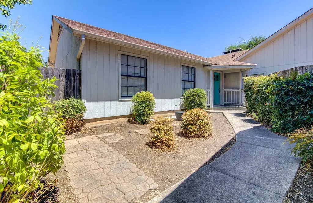 1605 Dale Cove A, Round Rock