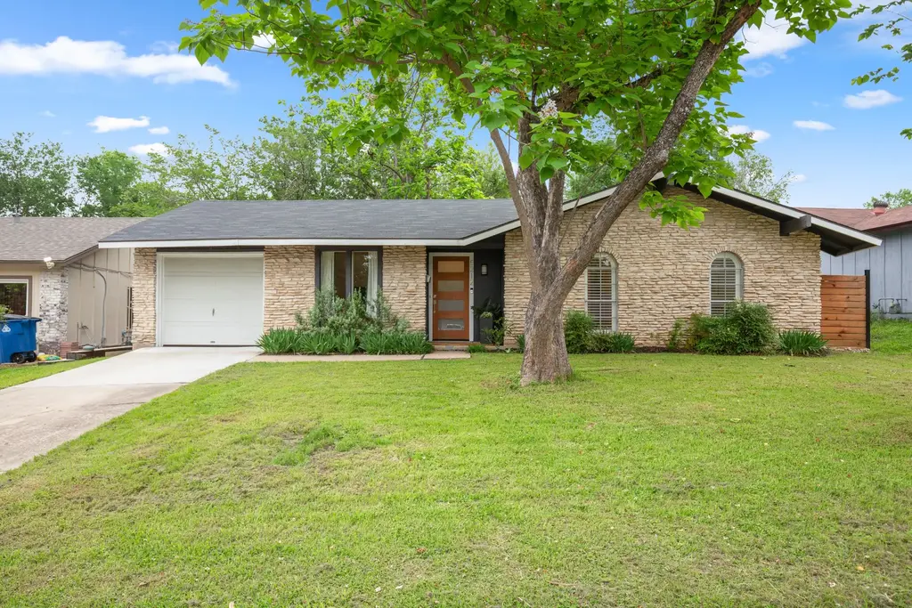 5212 Provencial Drive, Austin